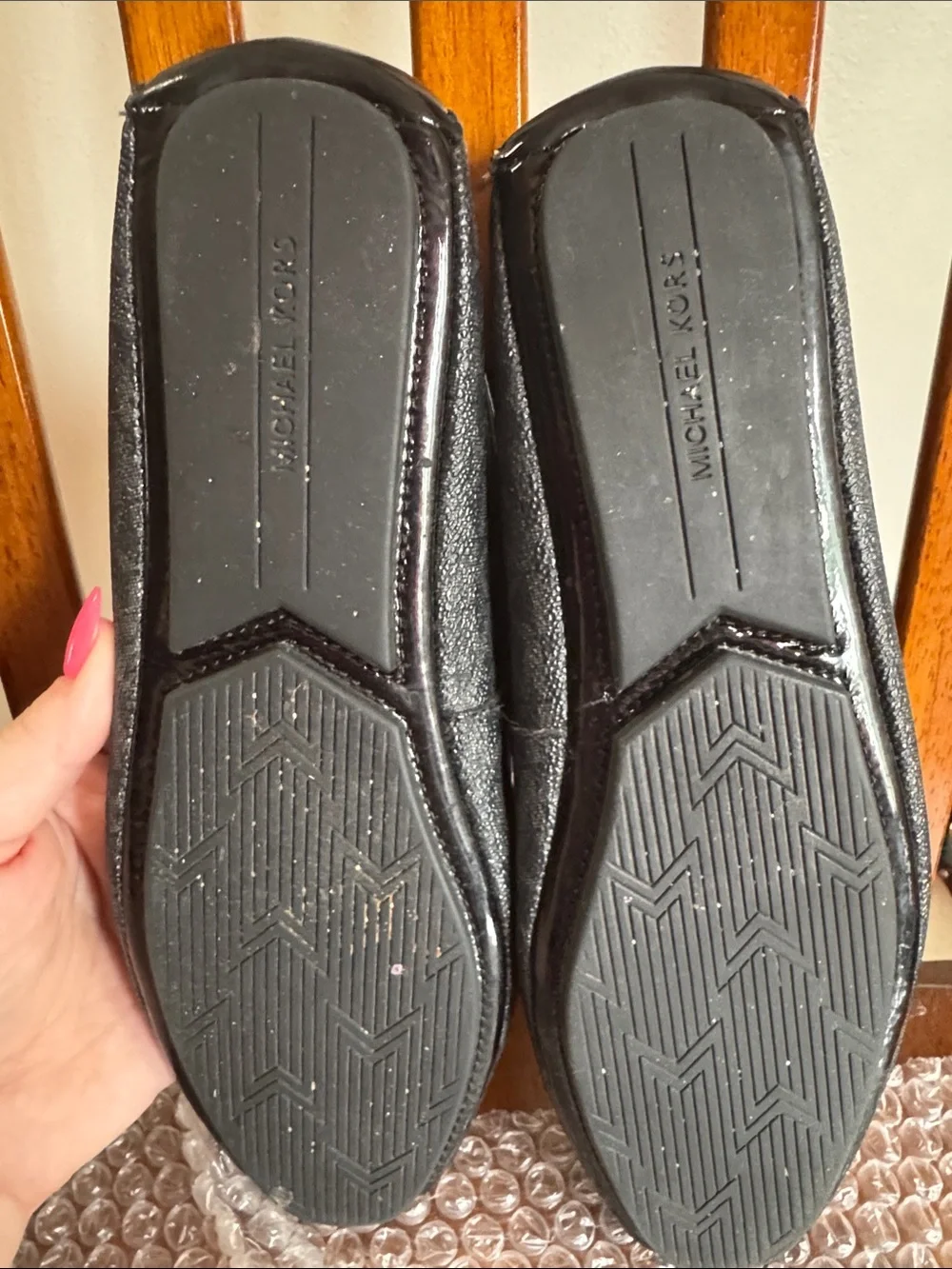 Michael Kors 8M Quilted Faux Leather MK Logo Loafers